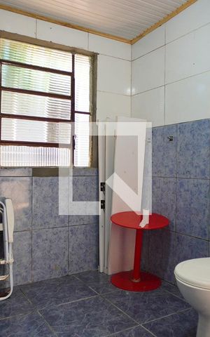 Casa à venda com 110m², 3 quartos e 2 vagasBanheiro  de Serviço 