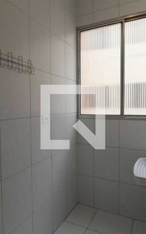 Apartamento para alugar com 58m², 2 quartos e 1 vagaÁrea de Serviço