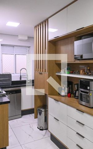 Apartamento à venda com 159m², 2 quartos e 2 vagas Apartamento à venda com 159m², 2 quartos e 2 vagasCozinha