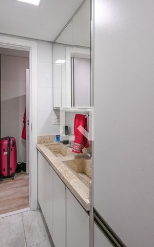 Apartamento à venda com 159m², 2 quartos e 2 vagas Apartamento à venda com 159m², 2 quartos e 2 vagasSuite Quarto 1