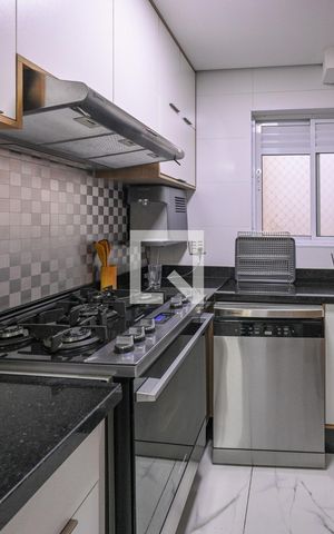 Apartamento à venda com 159m², 2 quartos e 2 vagas Apartamento à venda com 159m², 2 quartos e 2 vagasCozinha