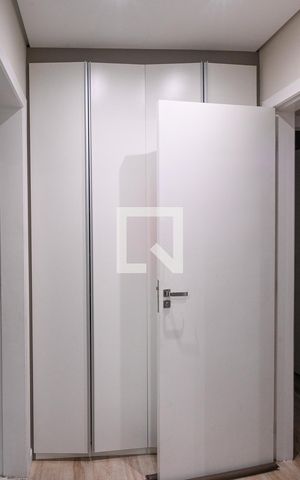 Apartamento à venda com 159m², 2 quartos e 2 vagas Apartamento à venda com 159m², 2 quartos e 2 vagasQuarto 2