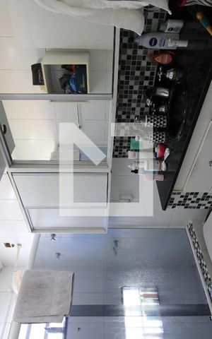 Casa de condomínio à venda com 800m², 5 quartos e 8 vagasBanheiro da Suíte