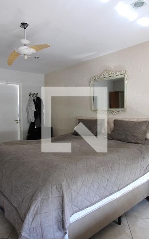 Casa de condomínio à venda com 800m², 5 quartos e 8 vagasQuarto 4 - Suíte