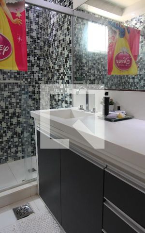 Casa de condomínio à venda com 800m², 5 quartos e 8 vagasBanheiro Social
