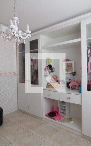 Casa de condomínio à venda com 800m², 5 quartos e 8 vagasQuarto 3