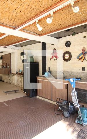 Casa de condomínio à venda com 800m², 5 quartos e 8 vagasÁrea Externa da casa
