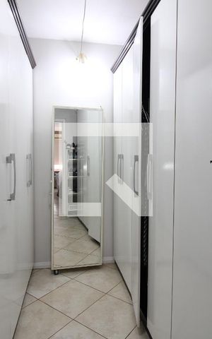 Casa de condomínio à venda com 800m², 5 quartos e 8 vagasCloset