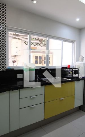 Casa de condomínio à venda com 800m², 5 quartos e 8 vagasCozinha