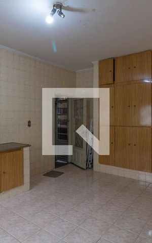 Casa à venda com 200m², 3 quartos e 2 vagas Casa à venda com 200m², 3 quartos e 2 vagasCozinha