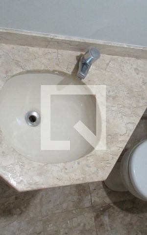 Apartamento para alugar com 102m², 3 quartos e 2 vagasBanheiro