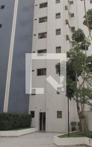 Apartamento para alugar com 102m², 3 quartos e 2 vagasFachada
