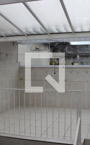Casa à venda com 164m², 4 quartos e 1 vagaÁrea superior comum