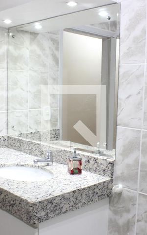 Casa à venda com 164m², 4 quartos e 1 vagaBanheiro do quarto 01
