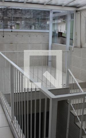 Casa à venda com 164m², 4 quartos e 1 vagaÁrea superior comum