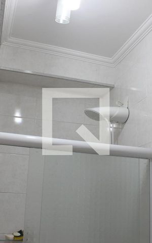 Casa à venda com 164m², 4 quartos e 1 vagaBanheiro na área de lavanderia