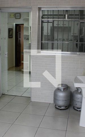 Casa à venda com 164m², 4 quartos e 1 vagaLavanderia