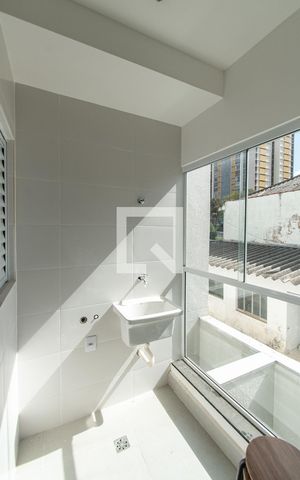 Apartamento à venda com 35m², 2 quartos e sem vaga Apartamento à venda com 35m², 2 quartos e sem vagaÁrea de serviço