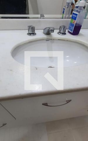 Apartamento para alugar com 78m², 2 quartos e 2 vagas Apartamento para alugar com 78m², 2 quartos e 2 vagasBanheiro Social