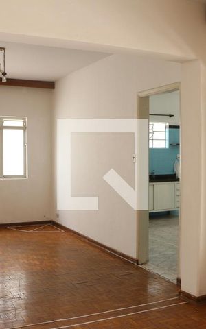 Casa à venda com 224m², 2 quartos e 4 vagasSala