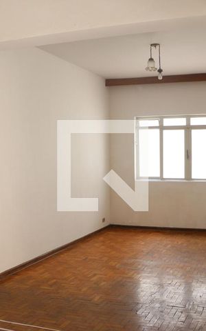 Casa à venda com 224m², 2 quartos e 4 vagasSala