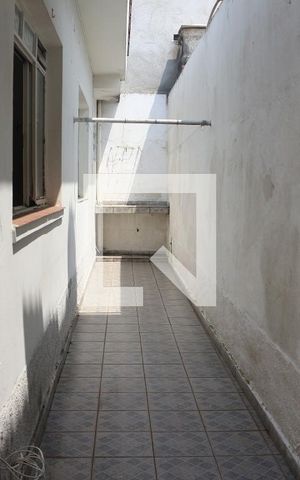 Casa à venda com 224m², 2 quartos e 4 vagasCorredor