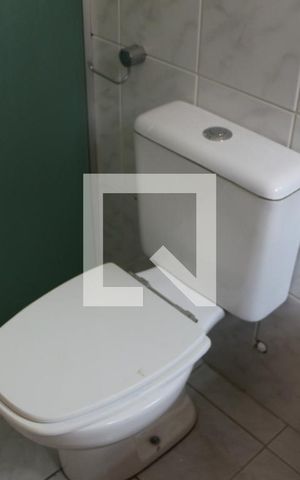 Casa à venda com 224m², 2 quartos e 4 vagasBanheiro da Suíte
