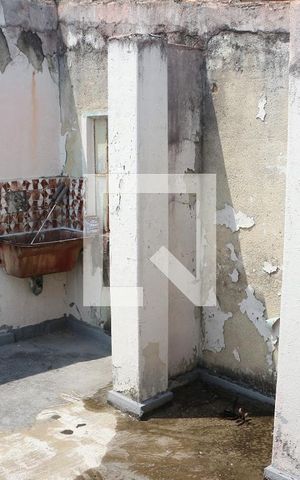 Casa à venda com 224m², 2 quartos e 4 vagasDucha
