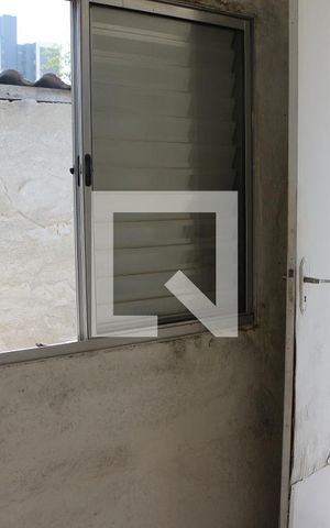 Casa à venda com 224m², 2 quartos e 4 vagasQuarto de Serviço