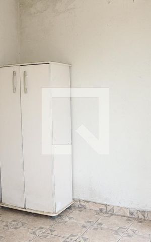 Casa à venda com 224m², 2 quartos e 4 vagasQuarto de Serviço