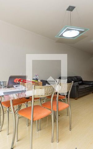 Casa para alugar com 230m², 3 quartos e 4 vagas Casa para alugar com 230m², 3 quartos e 4 vagasSala