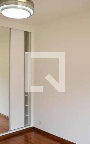 Casa de condomínio para alugar com 340m², 3 quartos e 8 vagasSuíte 2 