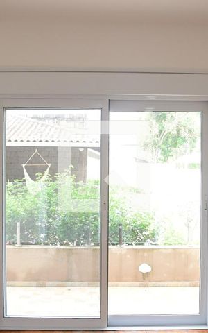 Casa de condomínio para alugar com 340m², 3 quartos e 8 vagasSuíte 2 