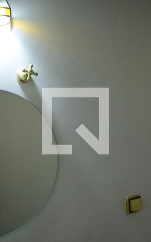 Casa de condomínio para alugar com 340m², 3 quartos e 8 vagasLavabo