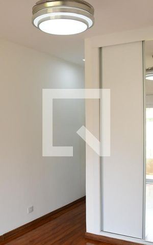Casa de condomínio para alugar com 340m², 3 quartos e 8 vagasSuíte 2 