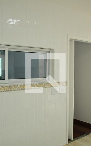 Casa de condomínio para alugar com 340m², 3 quartos e 8 vagasCozinha