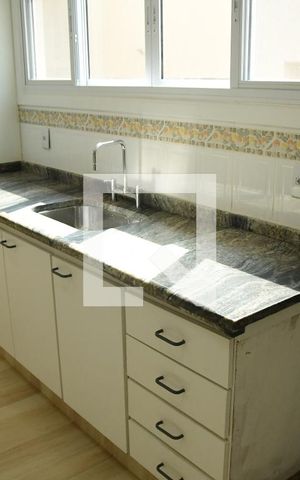 Casa de condomínio para alugar com 340m², 3 quartos e 8 vagasCozinha