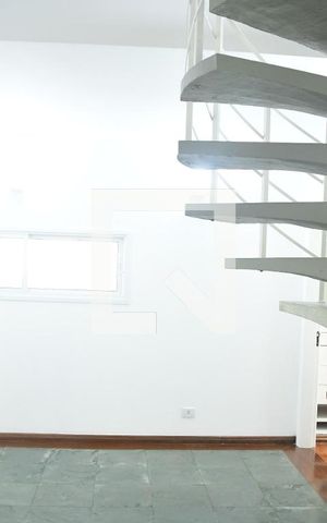 Casa de condomínio para alugar com 340m², 3 quartos e 8 vagasSala 2