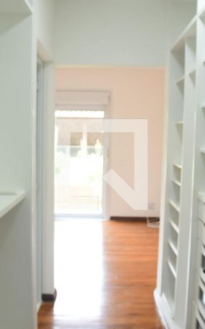 Casa de condomínio para alugar com 340m², 3 quartos e 8 vagasSuíte 1 