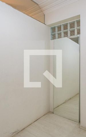 Casa à venda com 280m², 3 quartos e 2 vagas Casa à venda com 280m², 3 quartos e 2 vagasSala 5