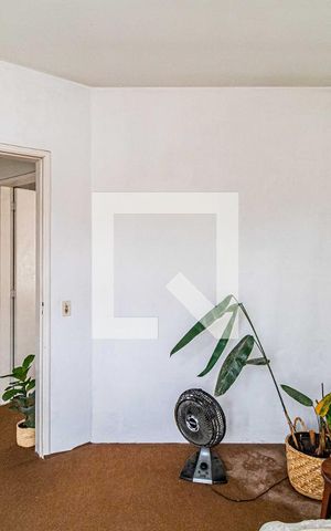 Casa à venda com 417m², 3 quartos e 7 vagas Casa à venda com 417m², 3 quartos e 7 vagasQuarto 2