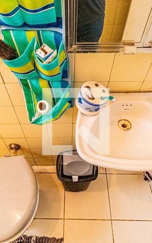 Casa à venda com 417m², 3 quartos e 7 vagas Casa à venda com 417m², 3 quartos e 7 vagasBanheiro