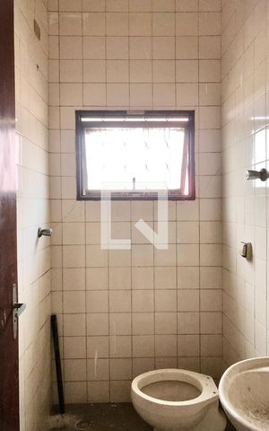 Studio à venda com 35m², 1 quarto e sem vaga Studio à venda com 35m², 1 quarto e sem vagaBanheiro