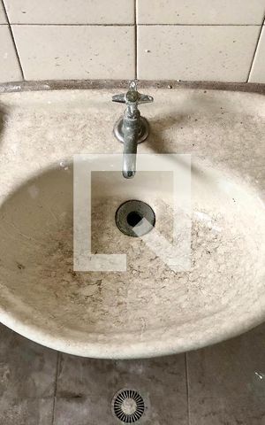 Studio à venda com 35m², 1 quarto e sem vaga Studio à venda com 35m², 1 quarto e sem vagaBanheiro