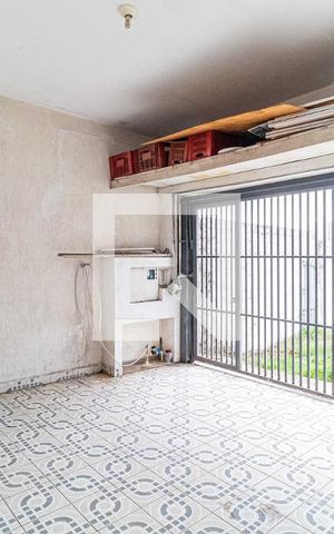 Casa à venda com 120m², 5 quartos e 2 vagas Casa à venda com 120m², 5 quartos e 2 vagasGaragem