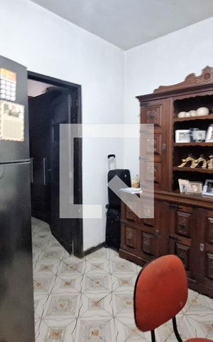 Casa à venda com 100m², 3 quartos e 2 vagasEscritório