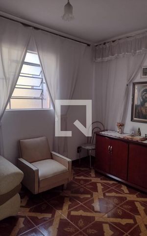 Casa à venda com 146m², 3 quartos e 2 vagas Casa à venda com 146m², 3 quartos e 2 vagasSala