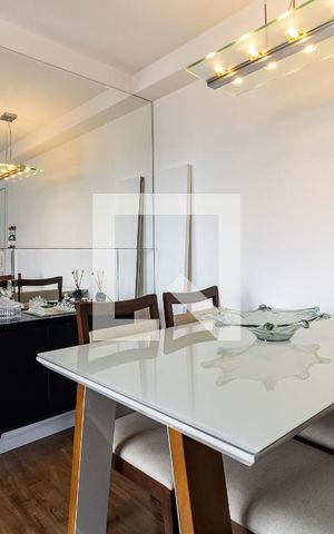 Apartamento à venda com 45m², 2 quartos e 1 vaga Apartamento à venda com 45m², 2 quartos e 1 vagaSala