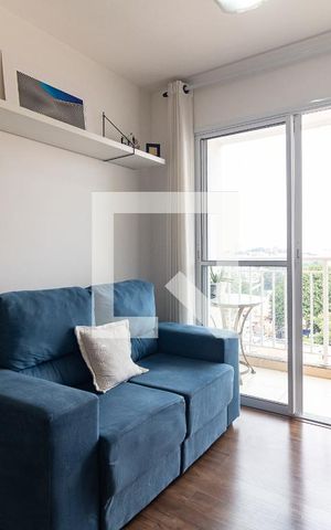 Apartamento à venda com 45m², 2 quartos e 1 vaga Apartamento à venda com 45m², 2 quartos e 1 vagaSala