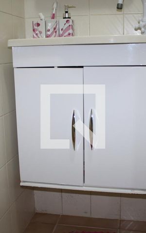 Apartamento à venda com 47m², 2 quartos e 1 vagaBanheiro social